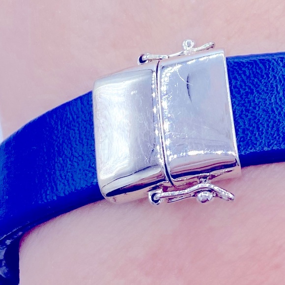 Joan Boyce Edgy Diva Pave Crystal Blue Leather Band Sparkling Bracelet Stunning - Picture 6 of 9